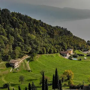 Borgo Paradiso Ferienhaus Tignale